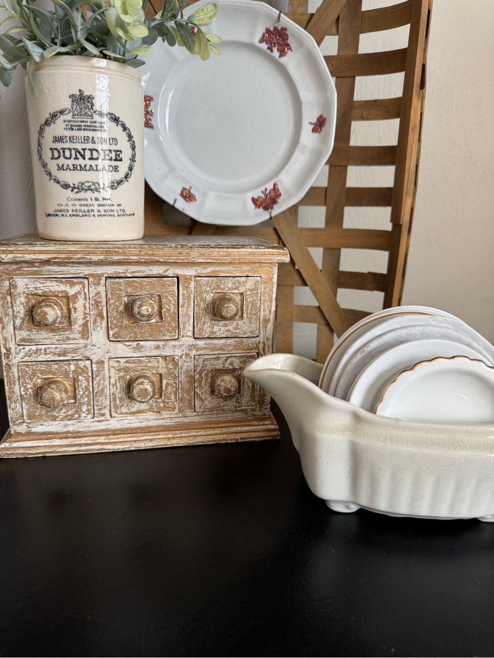 Chippy Apothecary Jewelry Style Wooden Storage